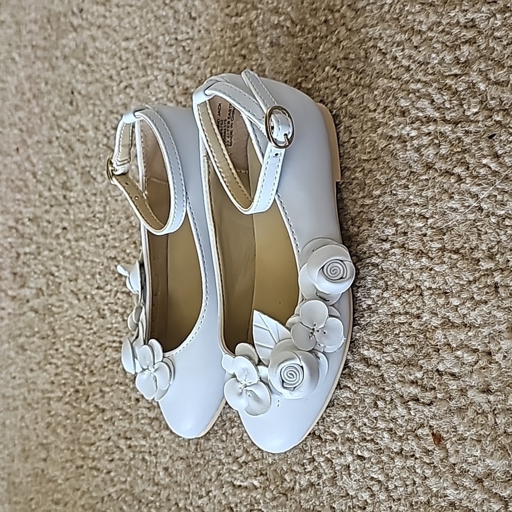 Janie and Jack Girls White Flower Flats Size 8